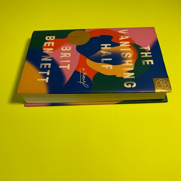 Brit Bennett “The Vanishing Half” - Picture 2 of 7